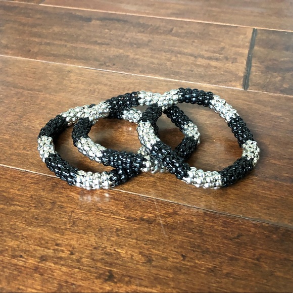 Black & Silver Bracelet set - Picture 2 of 6